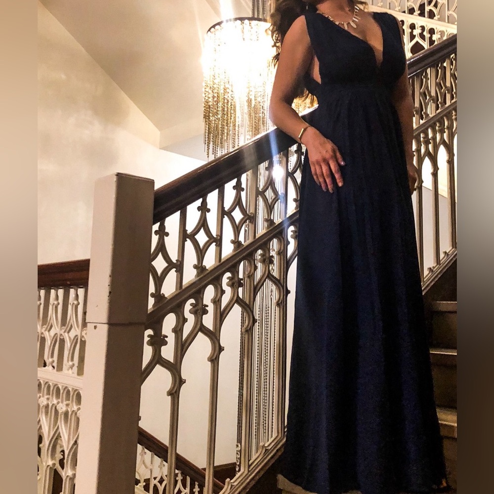 Lulu’s Navy blue gown